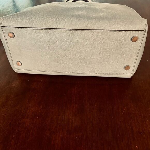 Michael Kors taupe, Jet Set leather tote. - Picture 4 of 9